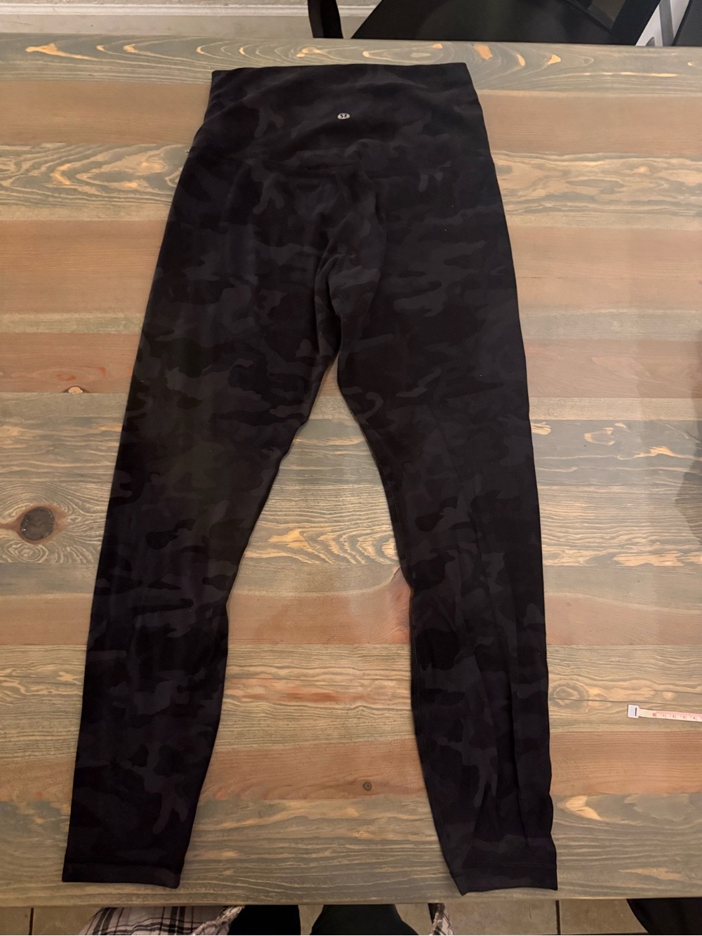 Lululemon Black gray Camo Active Leggings - Picture 4 of 5
